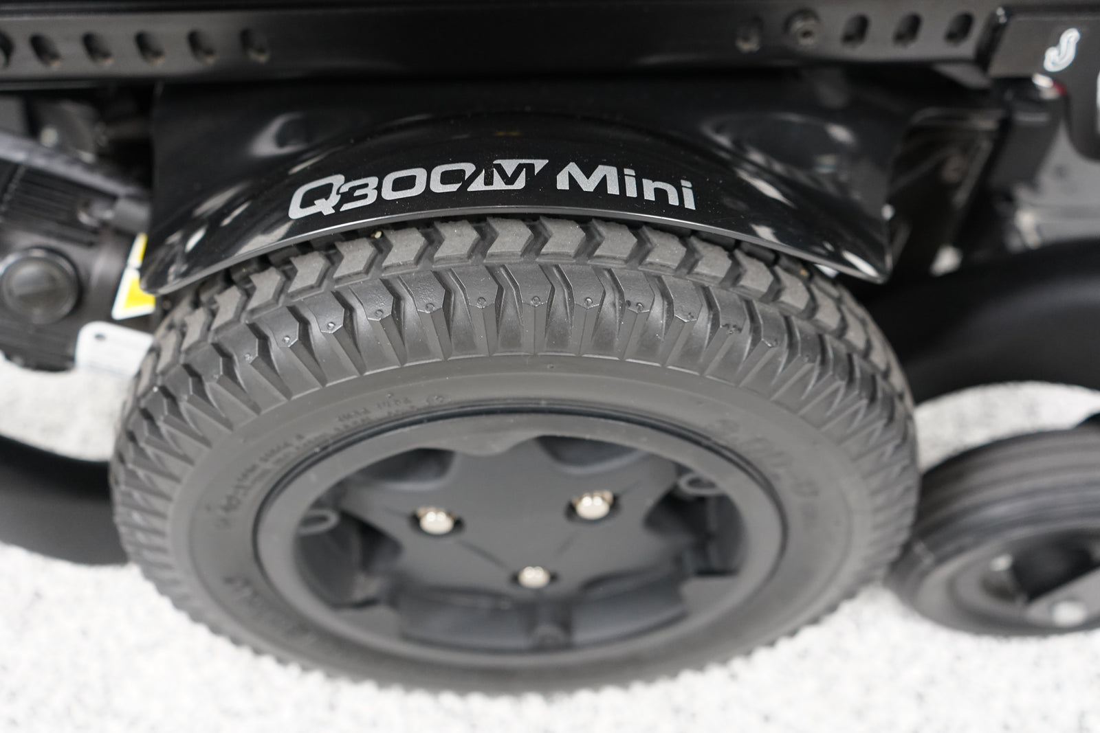 Quickie Q300 M Mini Power Wheelchair with Seat Lift - 9042