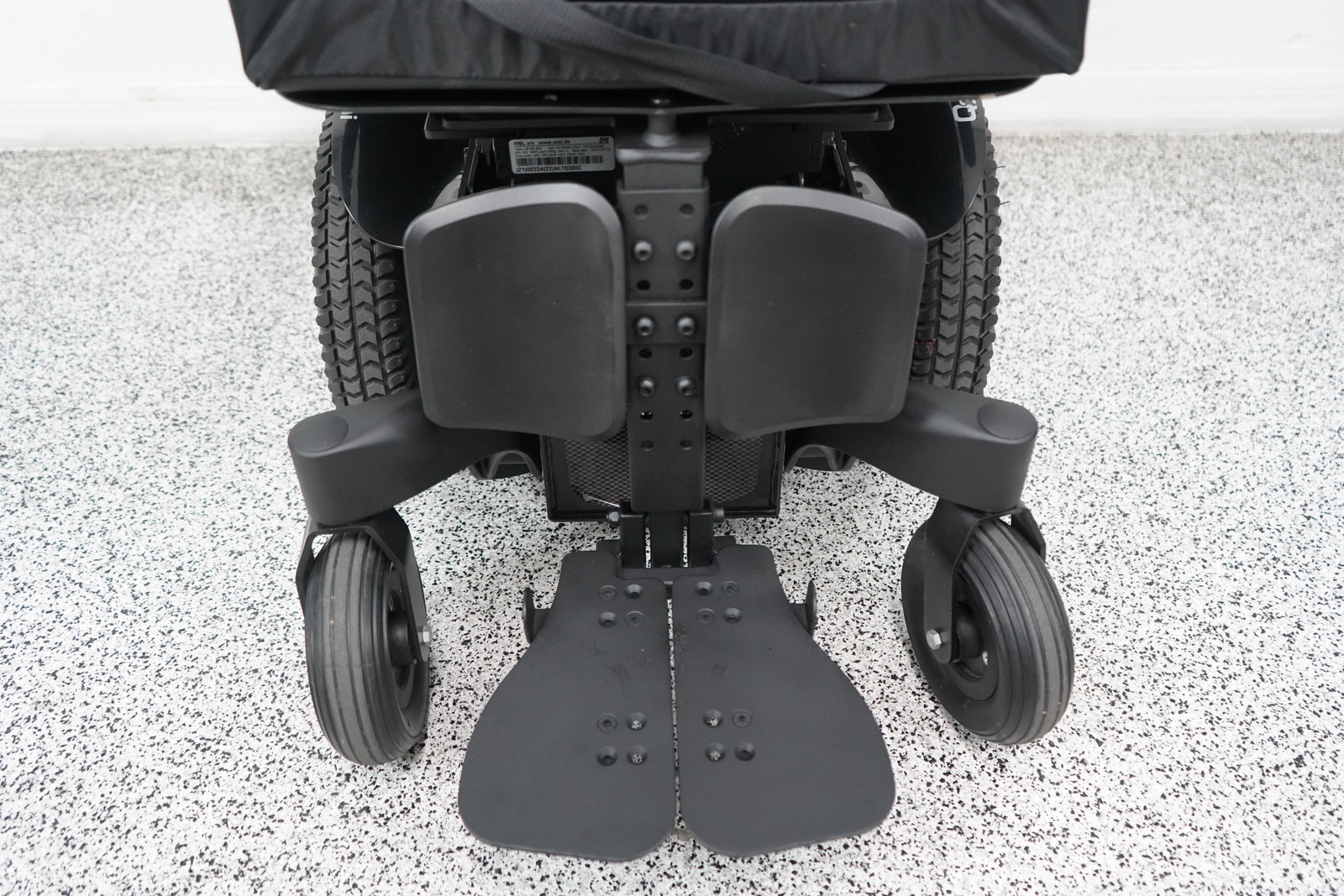 Quickie Q300 M Mini Power Wheelchair with Seat Lift - 9042