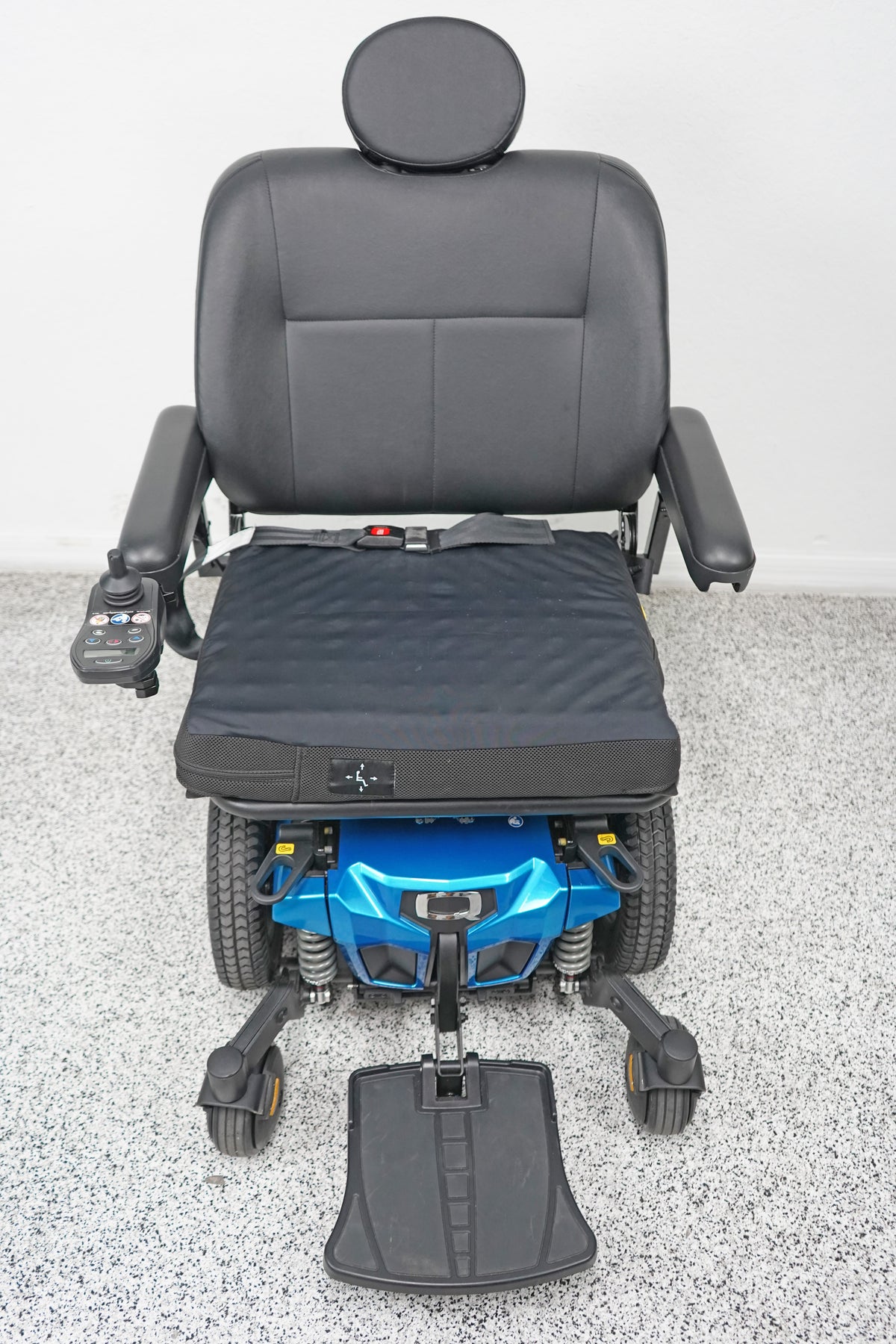 Quantum Q6 Edge 2.0 Power Wheelchair 7" Seat Lift - 9089