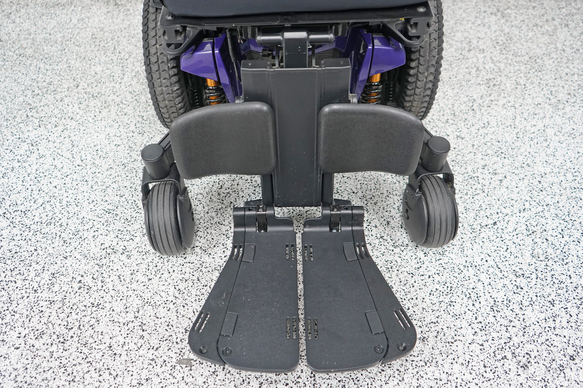 Quantum Edge 3 Power Wheelchair 12" iLevel Seat Lift, Tilt, Recline & Legs - 9129