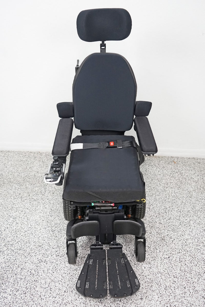 Quantum Edge 3 Stretto Power Wheelchair - 12" iLevel Seat Lift, Recline, Tilt, Legs - 5672