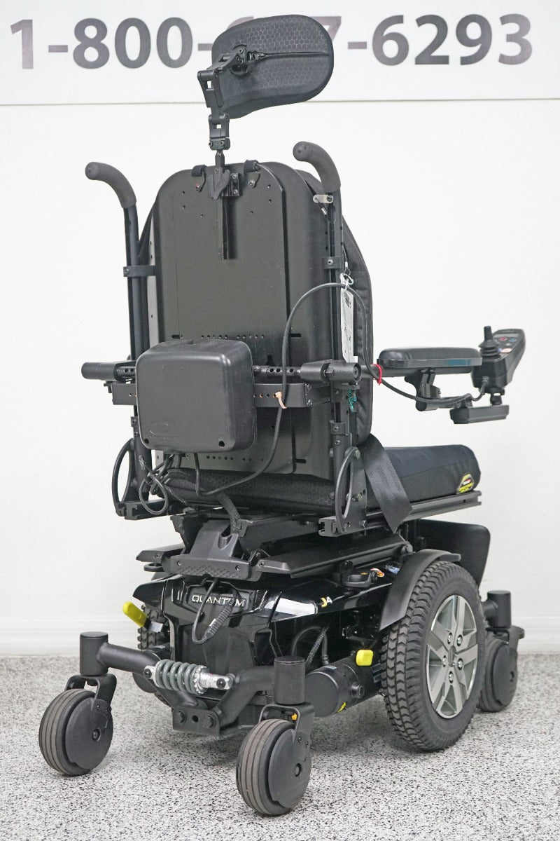 Quantum J4 Power Wheelchair Tilt & Legs - 7607