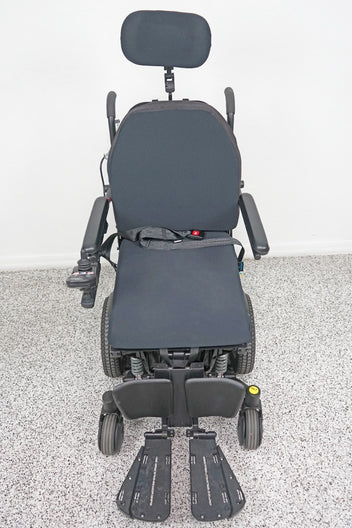 Quantum J4 Power Wheelchair Tilt & Legs - 7607