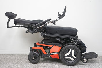 Permobil F5 Power Wheelchair 14" Seat Lift, Tilt, Recline & Legs - 5727