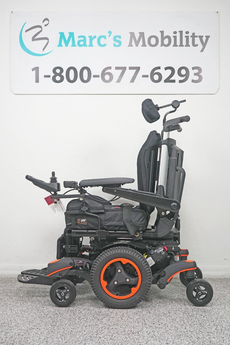 Quickie Q700 M Power Wheelchair Seat Lift, Tilt, Recline & Legs - 7767