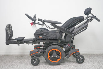 Quickie Q700 M Power Wheelchair Seat Lift, Tilt, Recline & Legs - 7767
