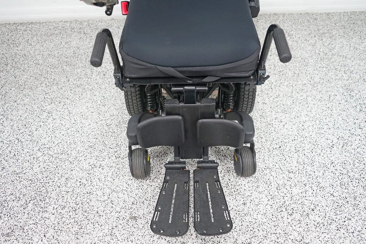 Quantum Edge 3 Stretto Power Wheelchair 12" iLevel Seat Lift, Tilt, Recline & Legs - 7786