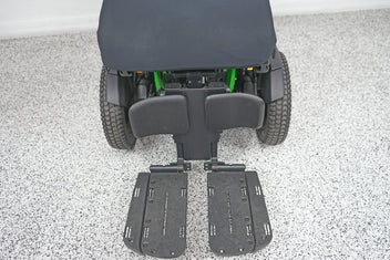 Quantum 4Front 2 Power Wheelchair Seat Lift & Legs - 7848