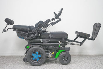Quantum R-Trak Power Wheelchair Seat Lift, Tilt, Recline & Legs - 7813