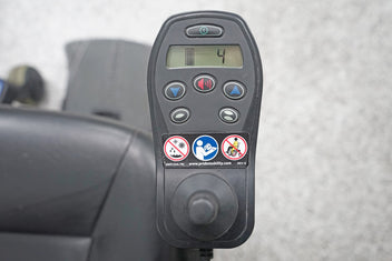 Quantum J6 Power Wheelchair 5" Seat Lift - 6040