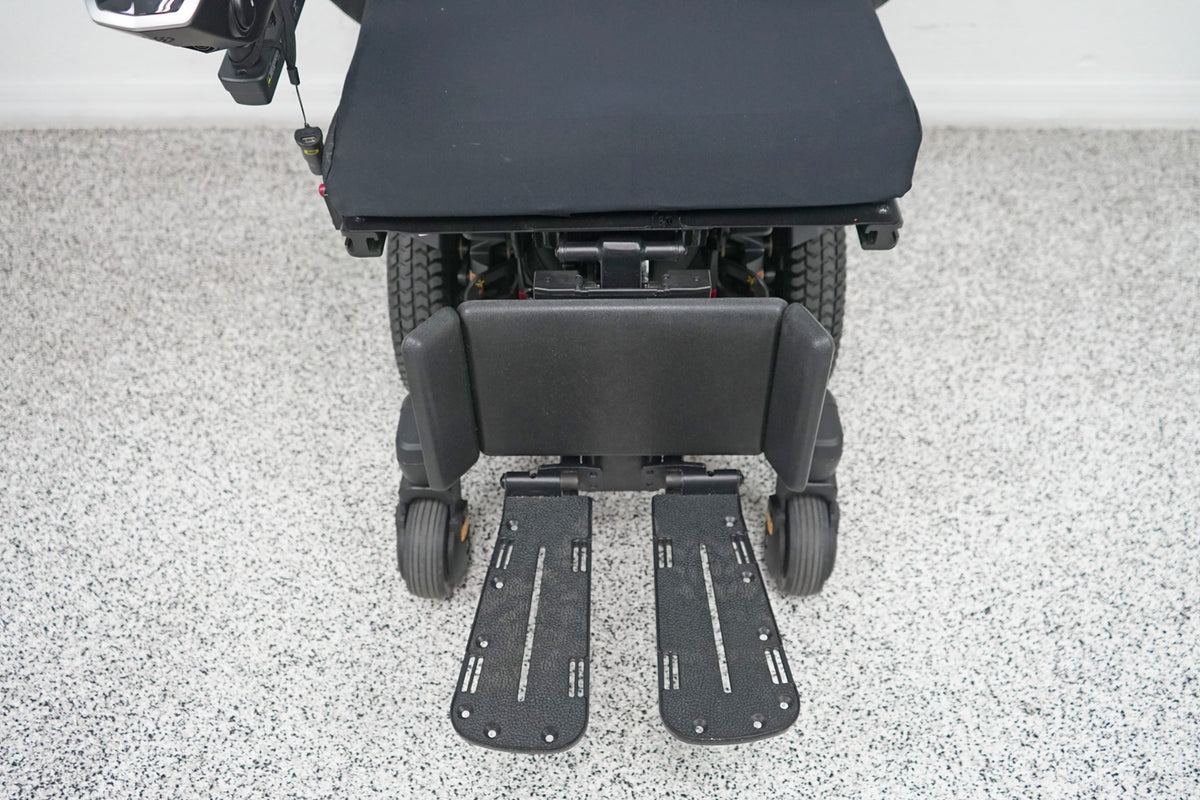 Quantum Edge 3 Stretto Power Wheelchair 12" iLevel Seat Lift, Tilt, Recline & Legs - 7890