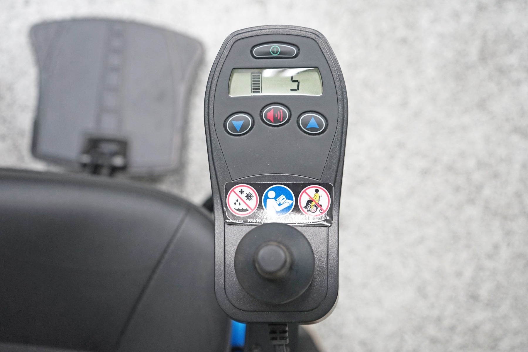 Quantum J6 Power Wheelchair - 6060