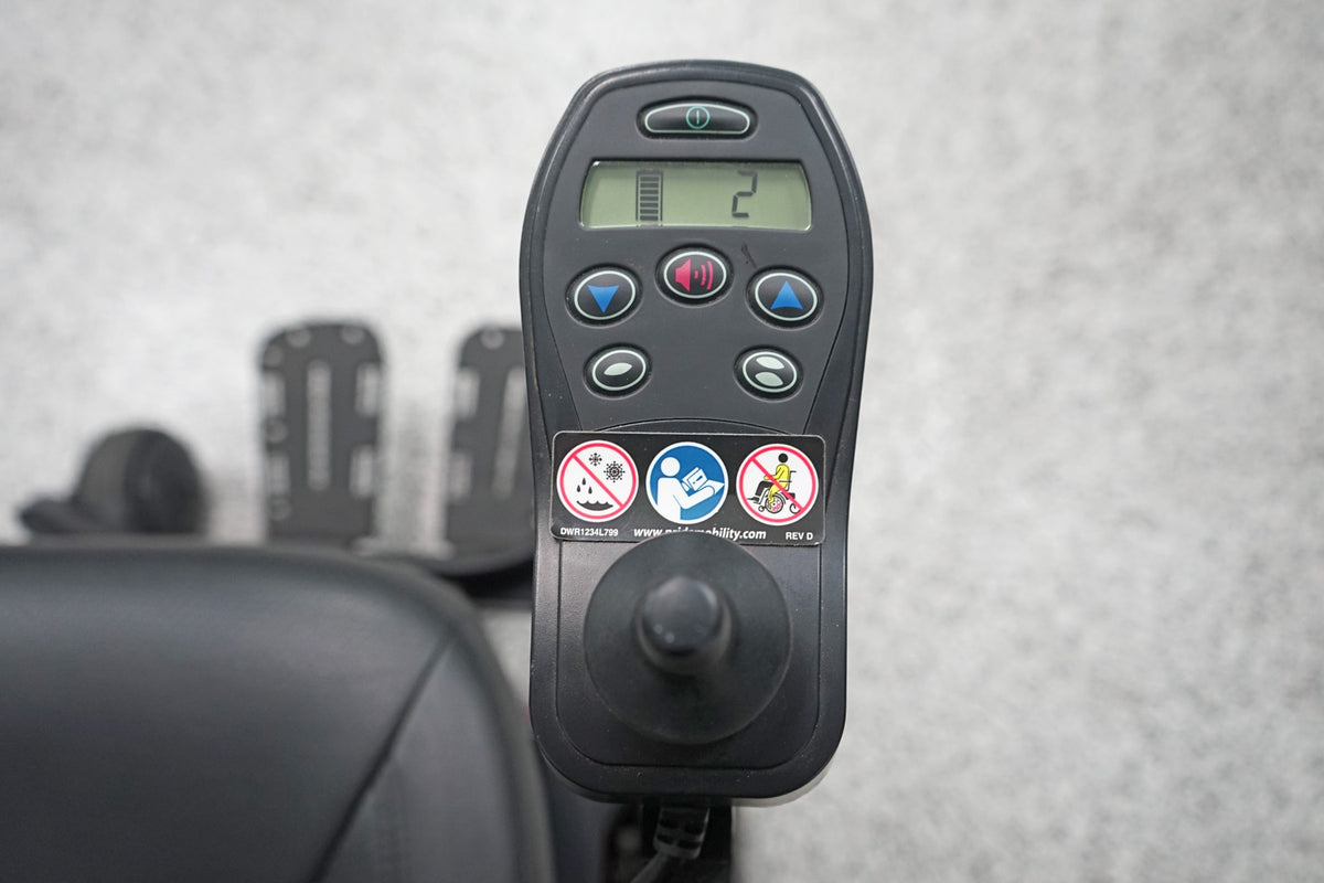 Quantum Q6 Edge 2.0 Power Wheelchair 12" iLevel Seat Lift - 7774