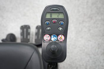 Quantum Q6 Edge 2.0 Power Wheelchair 12" iLevel Seat Lift - 7774