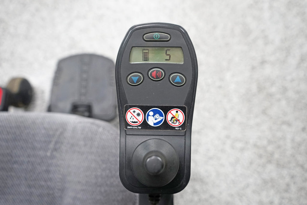 Quantum 600E Power Wheelchair - 6120