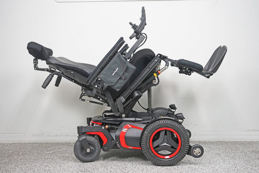 Permobil F5 Power Wheelchair 14" Seat Lift, Tilt, Recline, Legs & Anterior Tilt - 6154