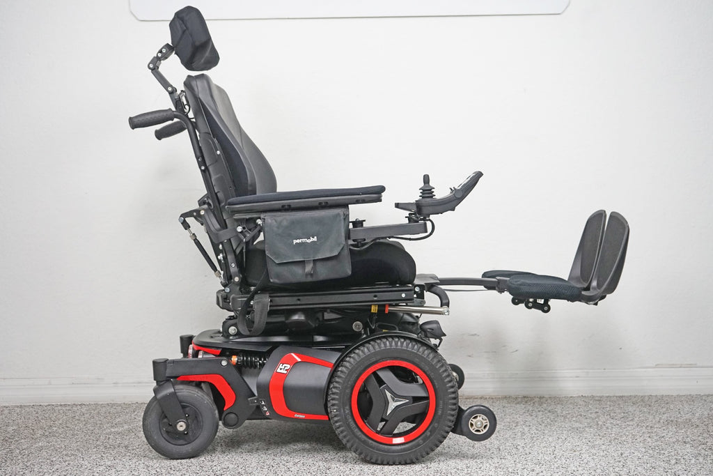 Permobil F5 Power Wheelchair 14" Seat Lift, Tilt, Recline, Legs & Anterior Tilt - 6154
