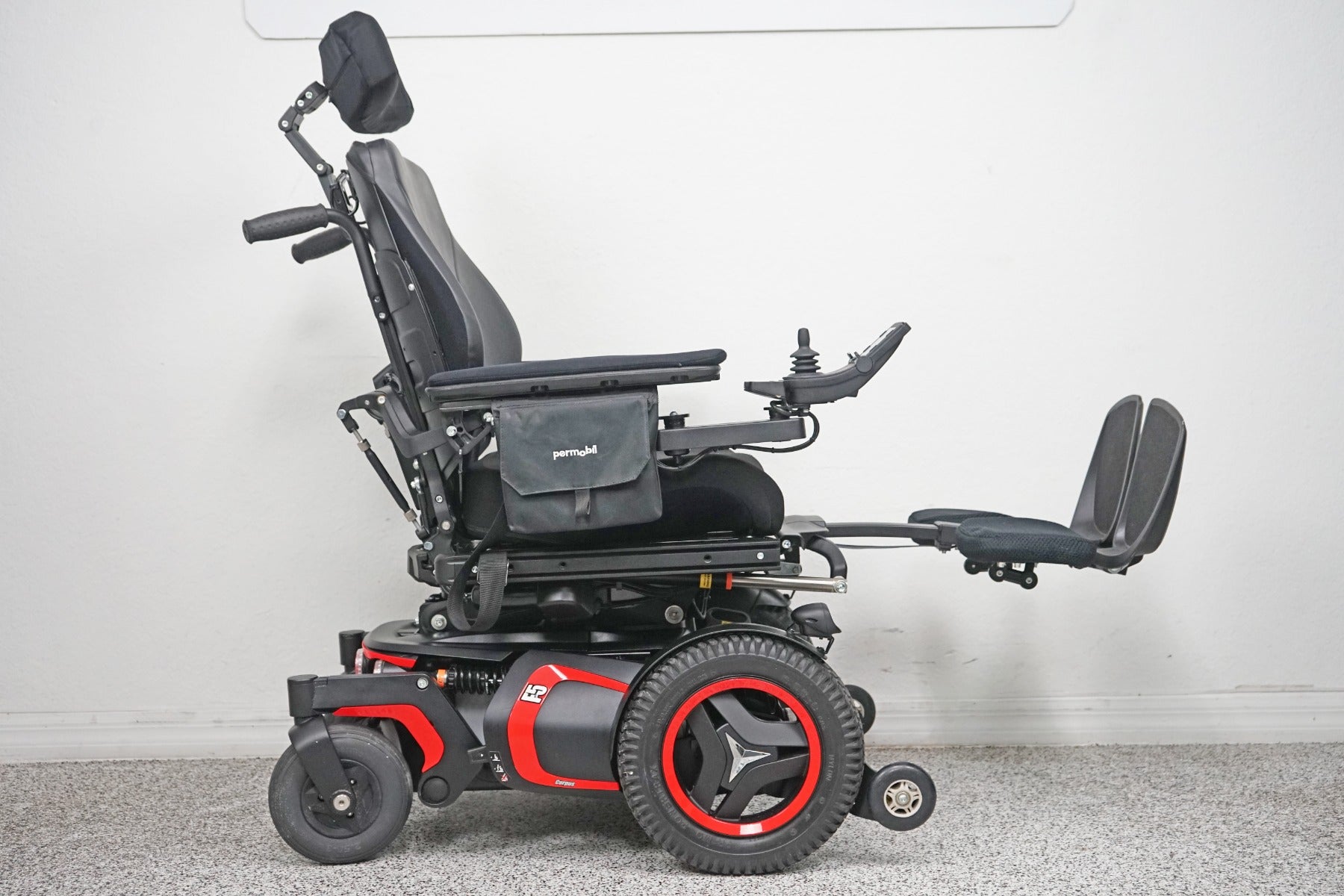Permobil F5 Power Wheelchair 14" Seat Lift, Tilt, Recline, Legs & Anterior Tilt - 6154