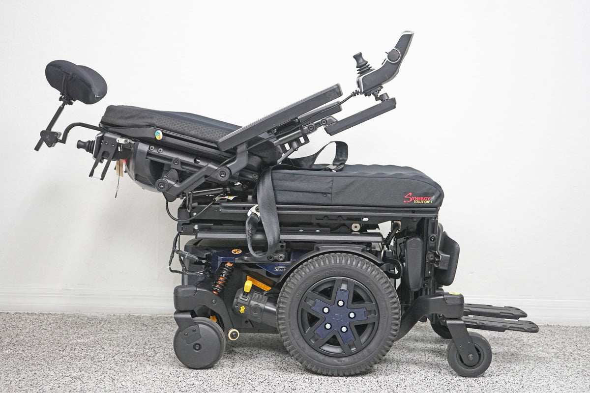 Quantum Edge 3 Stretto Power Wheelchair 12" iLevel Seat Lift, Tilt, Recline & Legs - 6048