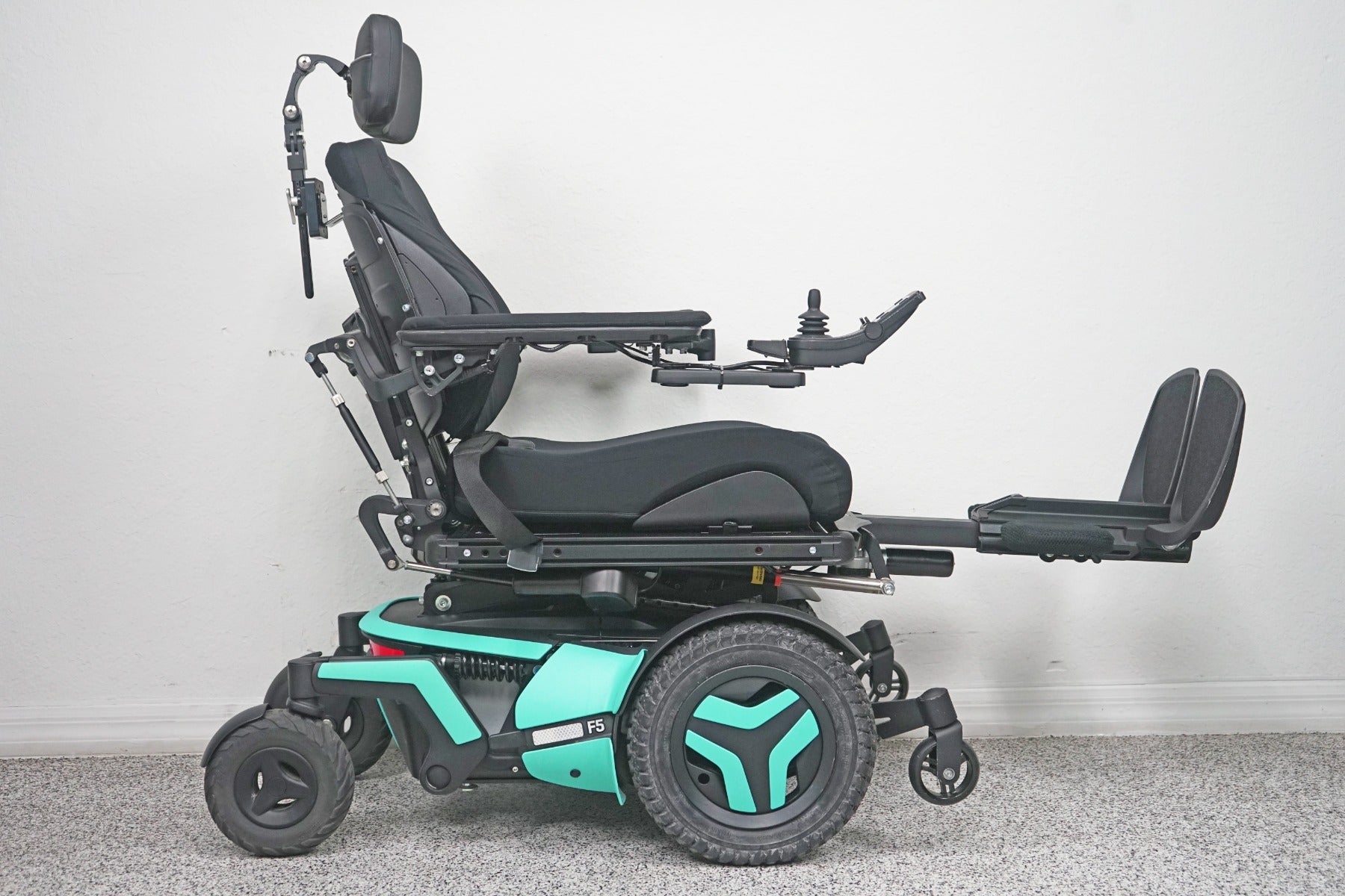 Permobil F5VS Vertical Standing Power Wheelchair - 7929