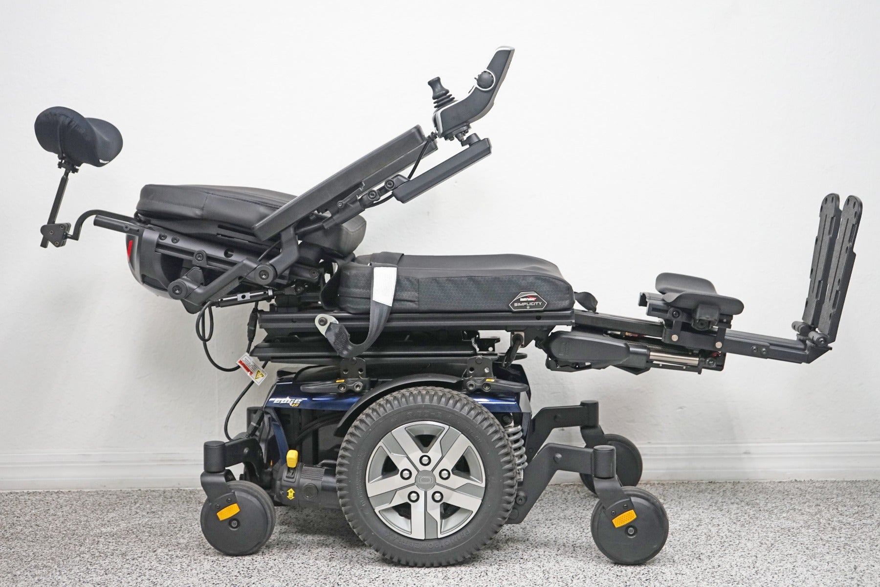 Quantum Q6 Edge 2.0 Power Wheelchair Tilt, Recline & Legs - 6293