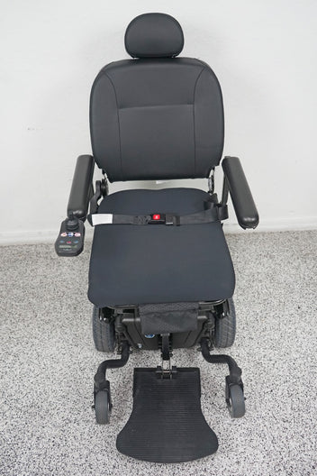Quantum J6 Power Wheelchair  - 8121