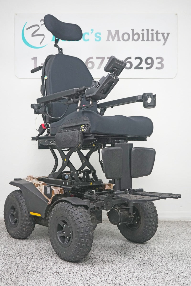 Quantum Outback All Terrain Power Wheelchair Seat Lift, Tilt, Recline & Legs - 8134
