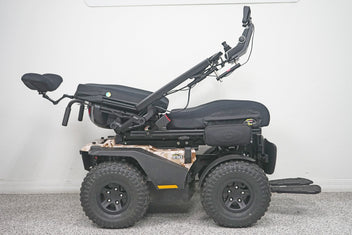 Quantum Outback All Terrain Power Wheelchair Seat Lift, Tilt, Recline & Legs - 8134