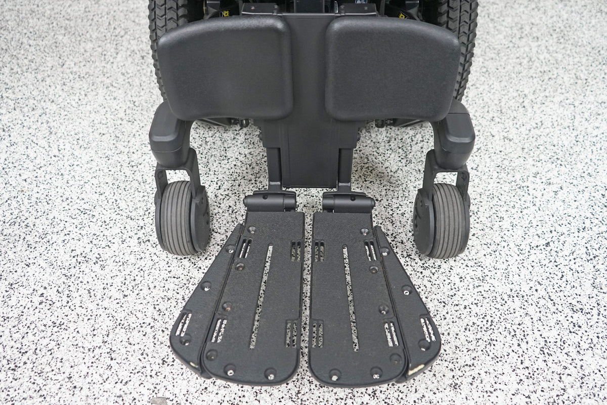 Quantum Edge 3 Stretto Power Wheelchair 12" iLevel Seat Lift, Tilt, Recline & Legs - 8128