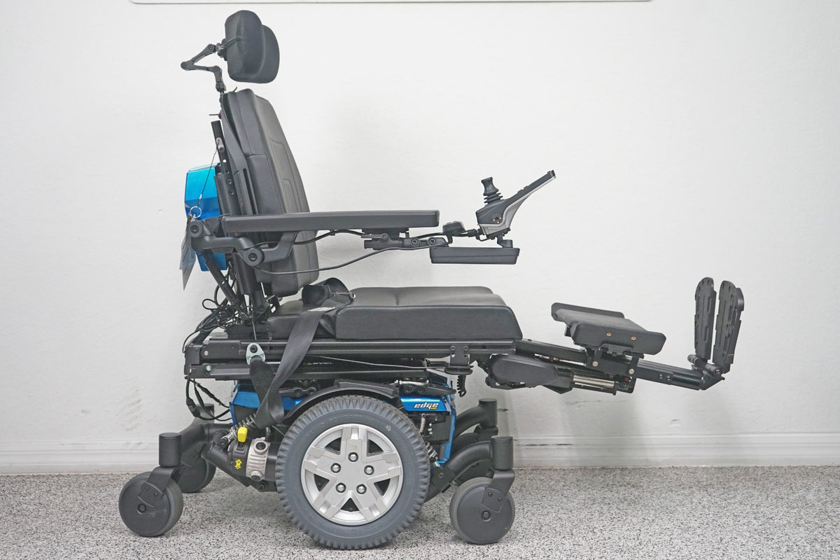 Quantum Q6 Edge HD Power Wheelchair Seat Lift, Tilt, Recline & Legs - 8140
