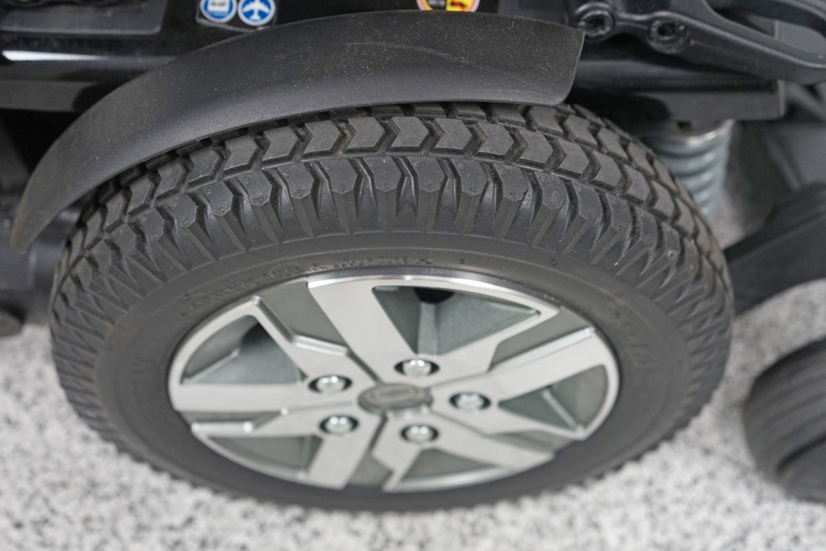Quantum Q6 Edge 2.0 Power Wheelchair - 7787
