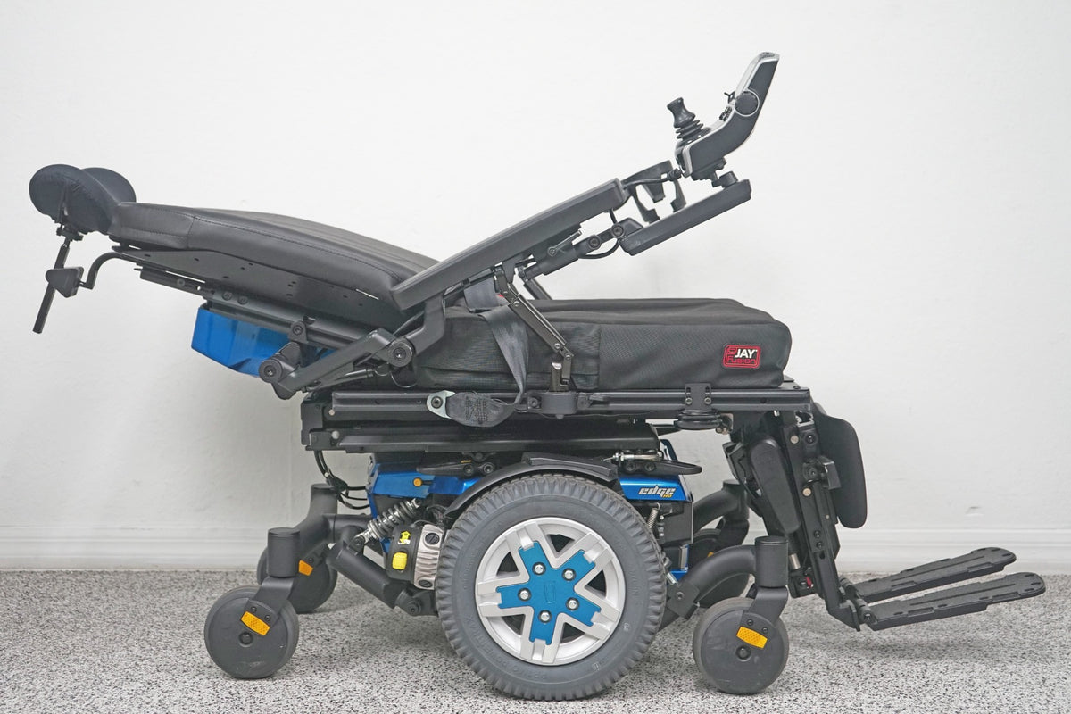 Quantum Q6 Edge HD Power Wheelchair Seat Lift, Tilt, Recline & Legs - 8231