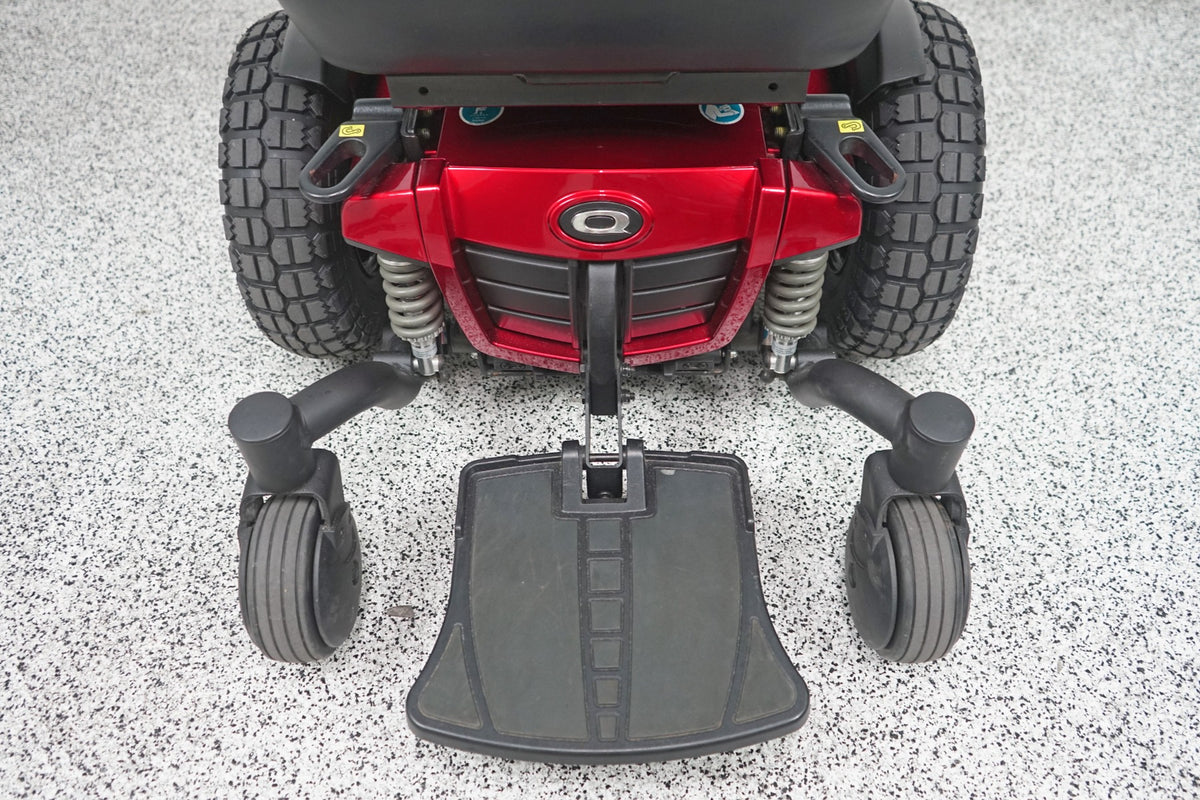 Quantum Q6 Edge Power Wheelchair Large Knobby Tires & 7" Seat Lift - 8260