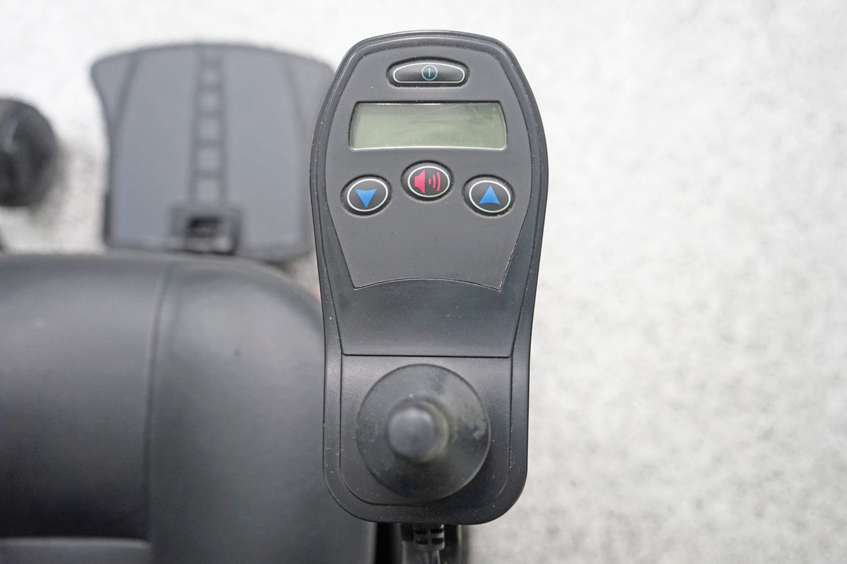 Quantum Q6 Edge 3 Power Wheelchair - 5917