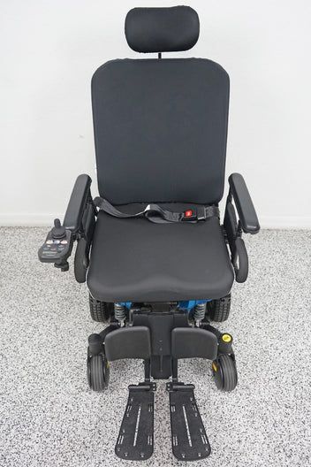 Quantum J4 Power Wheelchair Tilt & Legs - 6518