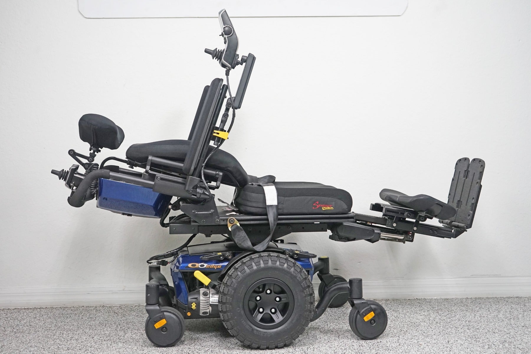 Quantum Q6 Edge Power Wheelchair 7" Seat Lift, Tilt, Recline, Legs & Large Knobby Tires - 6206