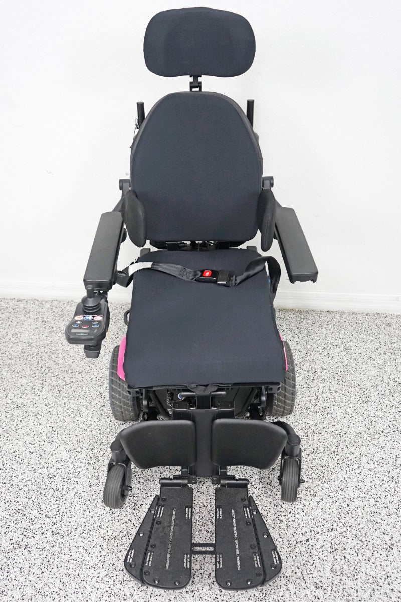 Quantum J6 Power Wheelchair Tilt & Legs - 6552