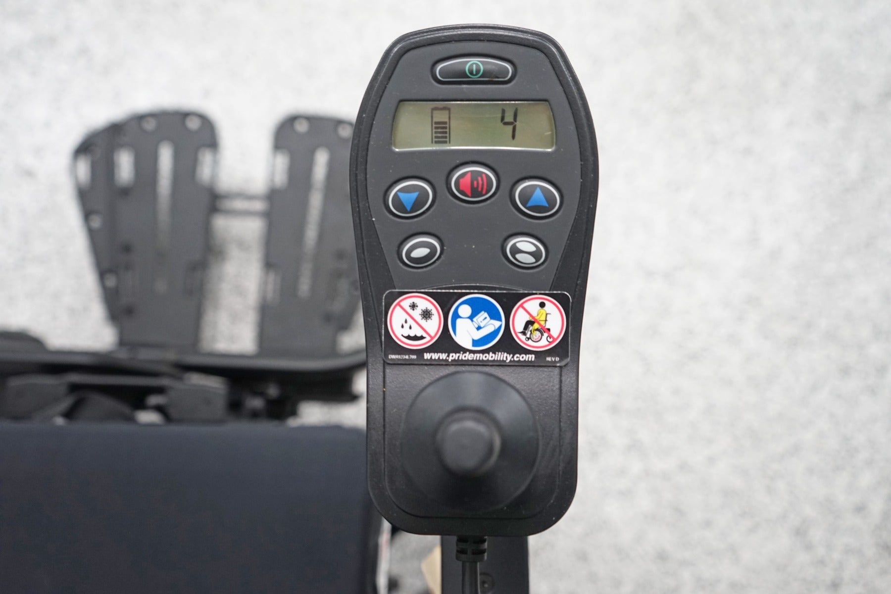 Quantum J6 Power Wheelchair Tilt & Legs - 6552