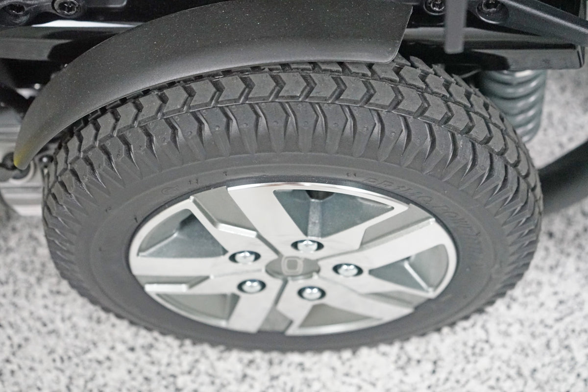 Quantum J4 HD Power Wheelchair with Tilt - 6603
