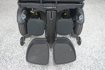Permobil F5 Power Wheelchair Seat Lift, Tilt, Recline, Legs & Anterior Tilt - 8400