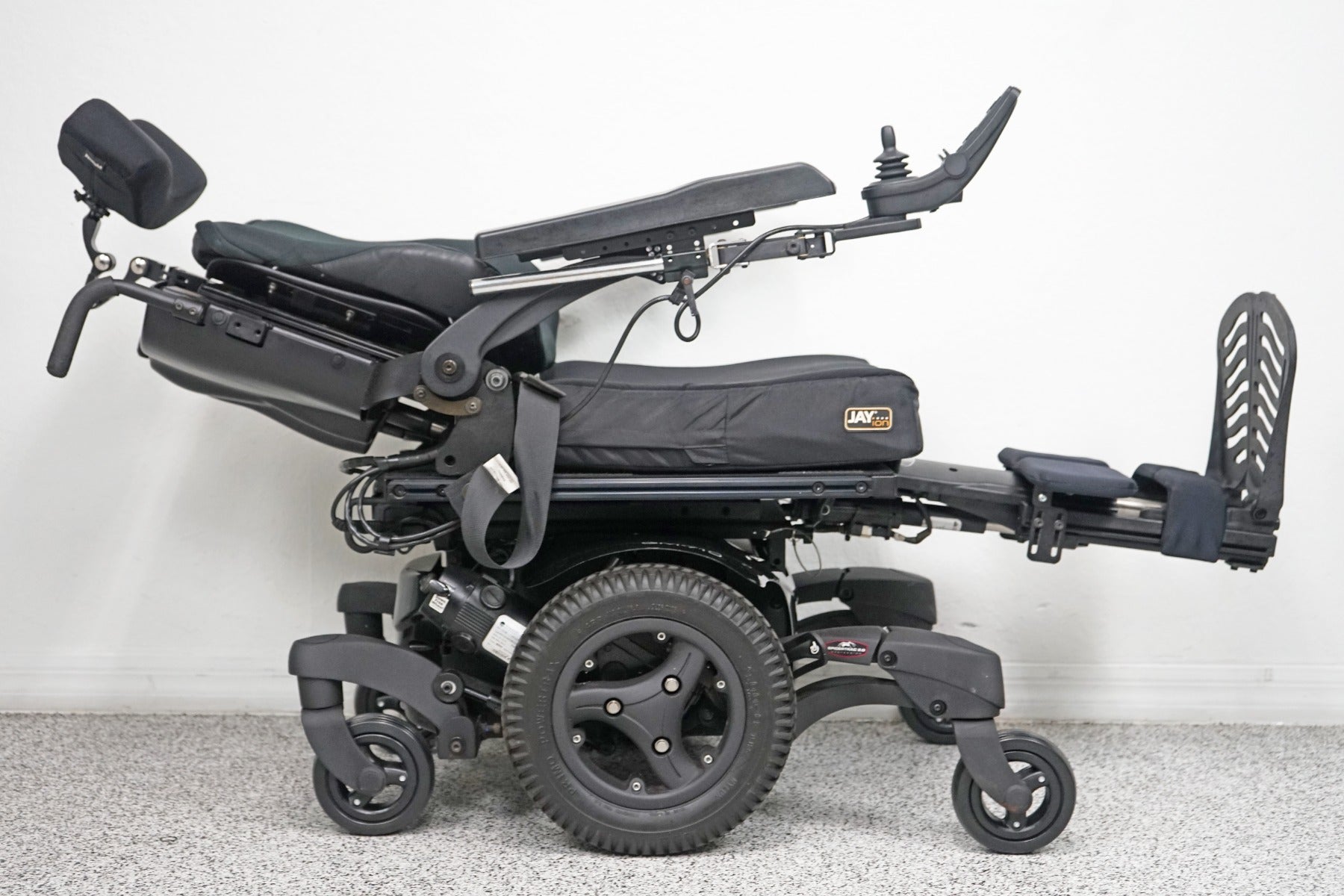 Quickie QM-710 Power Wheelchair Tilt, Recline & Legs - 6599