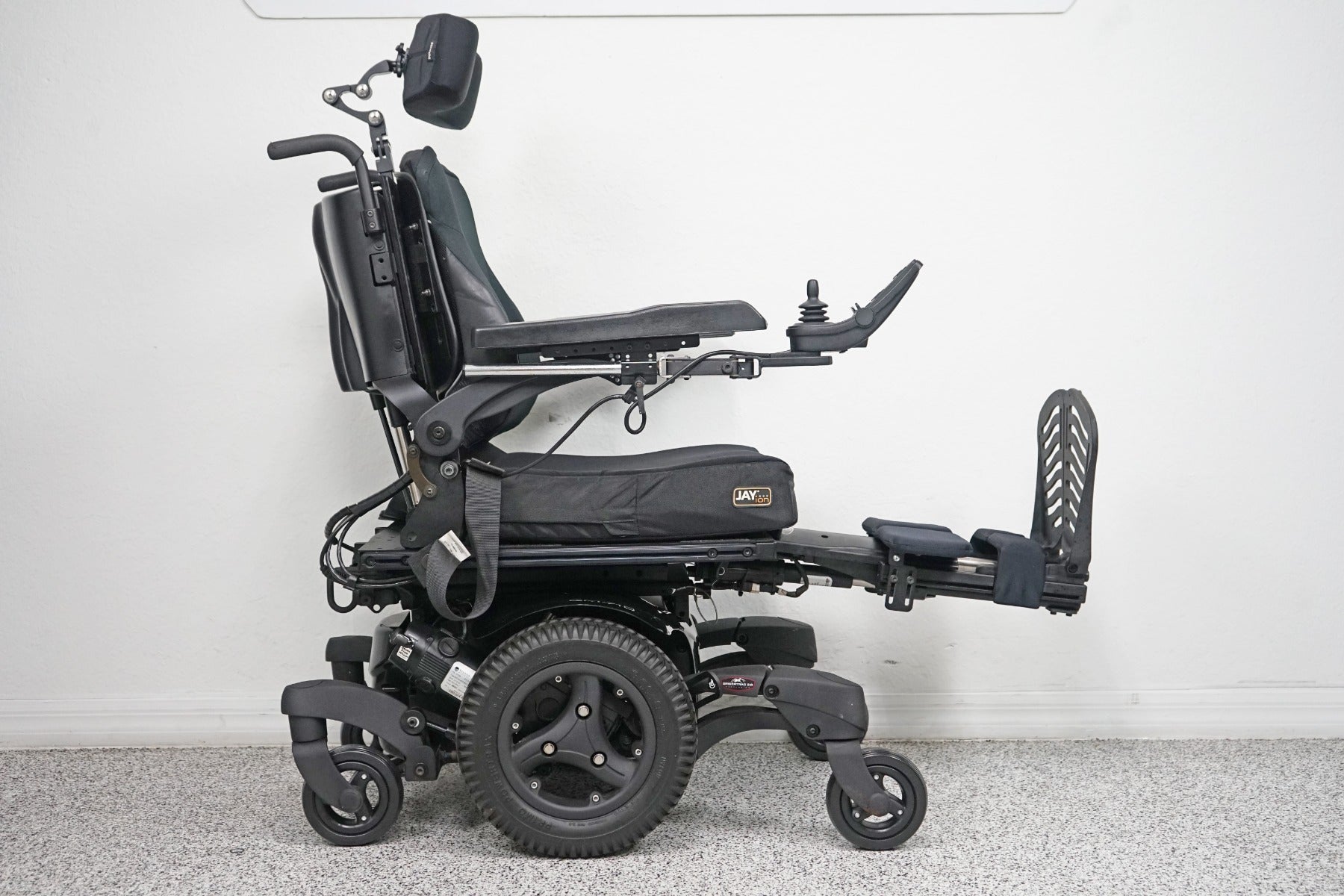Quickie QM-710 Power Wheelchair Tilt, Recline & Legs - 6599