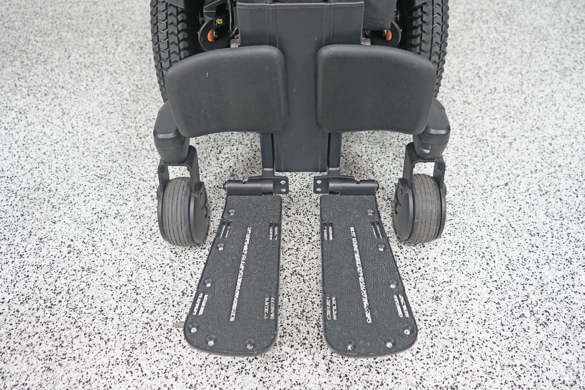 Quantum Edge 3 Stretto Power Wheelchair 12" iLevel Seat Lift, Tilt, Recline & Legs - 8466