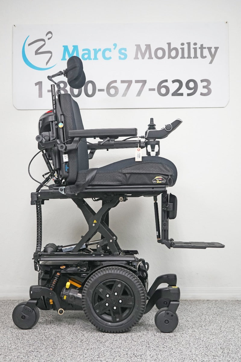 Quantum Edge 3 Stretto Power Wheelchair 12" iLevel Seat Lift - 6642