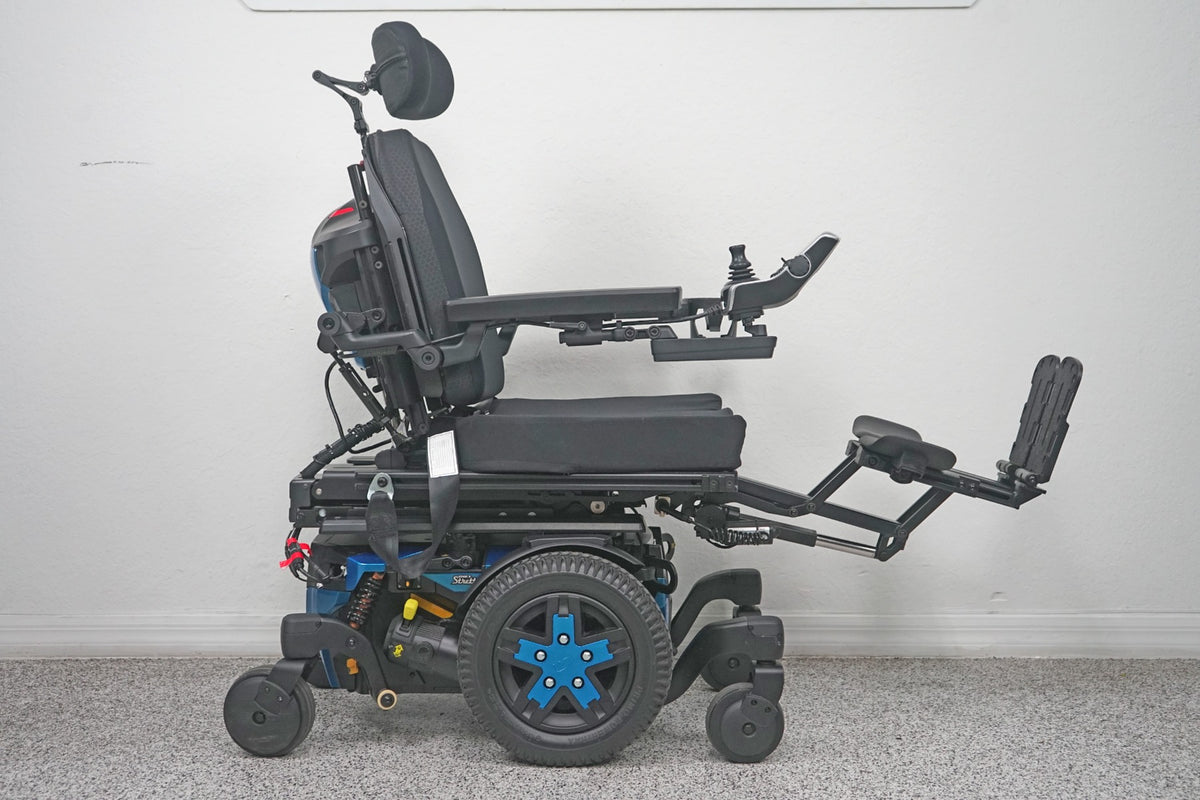 Quantum Edge 3 Stretto Power Wheelchair 12" iLevel Seat Lift, Tilt, Recline & Legs - 8403