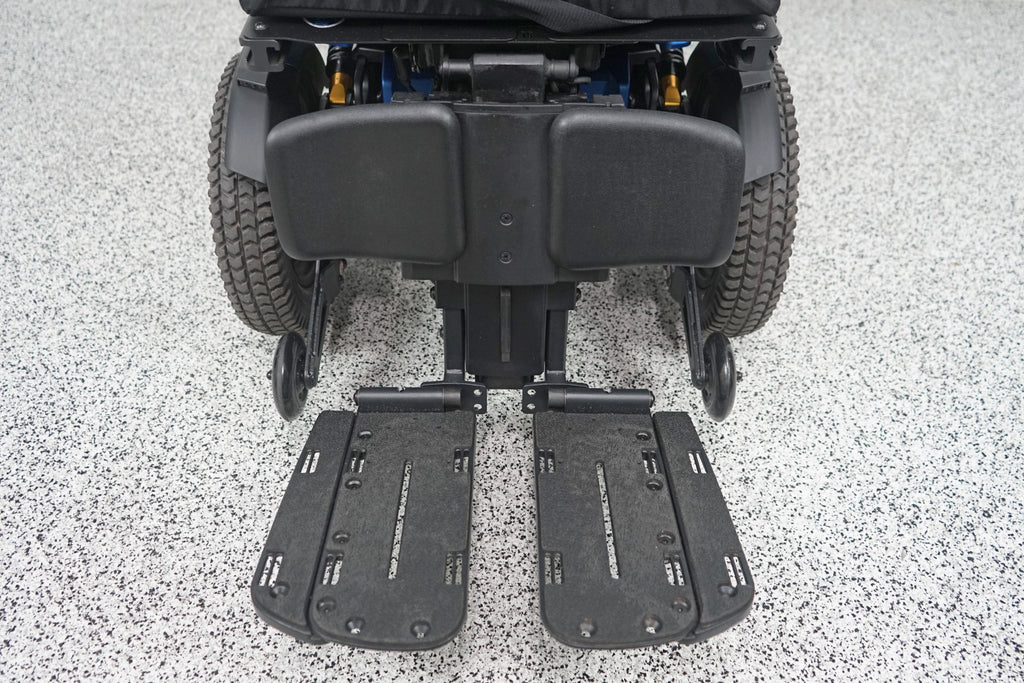 Quantum 4Front 2 Power Wheelchair Seat Lift, Tilt, Recline & Legs - 8519