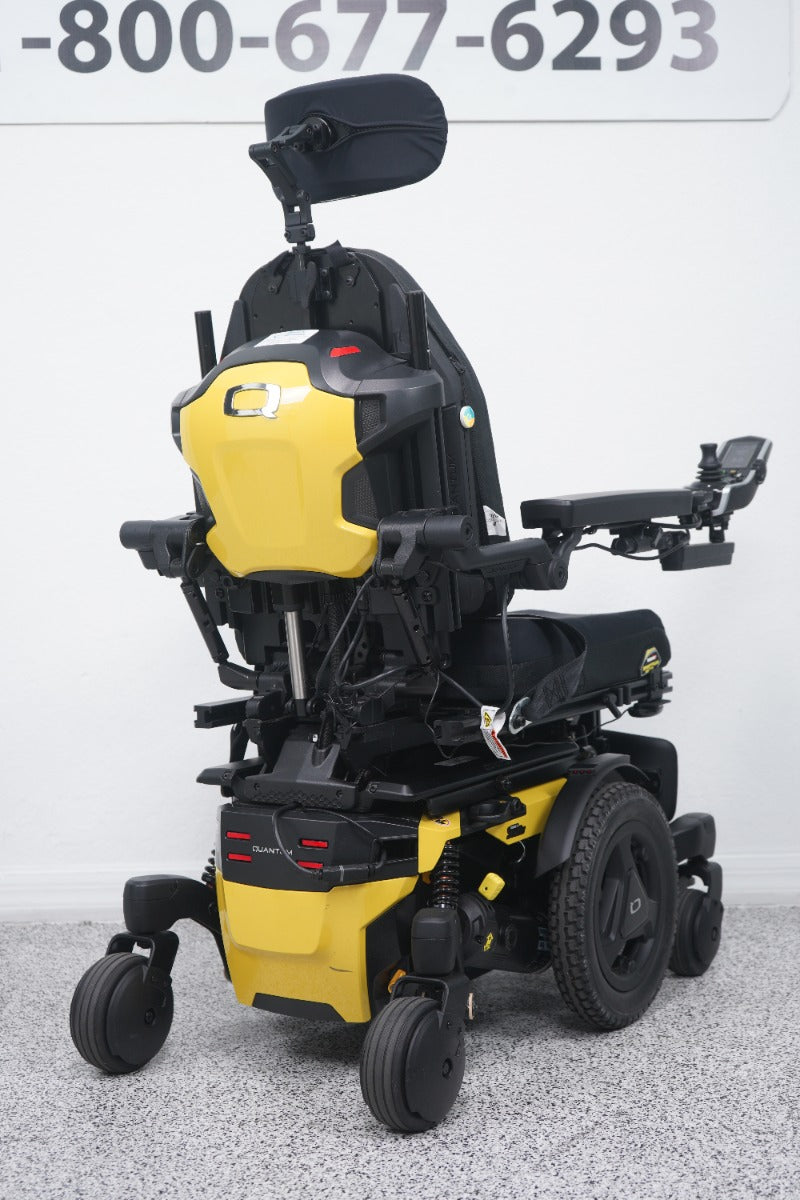 Quantum Edge 3 Stretto Power Wheelchair Tilt, Recline & Legs - 8574
