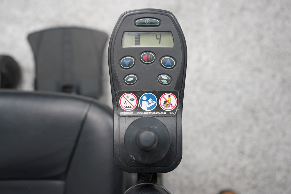 Quantum Q6 Edge Power Wheelchair Large Knobby Tires & 7" Seat Lift - 8714