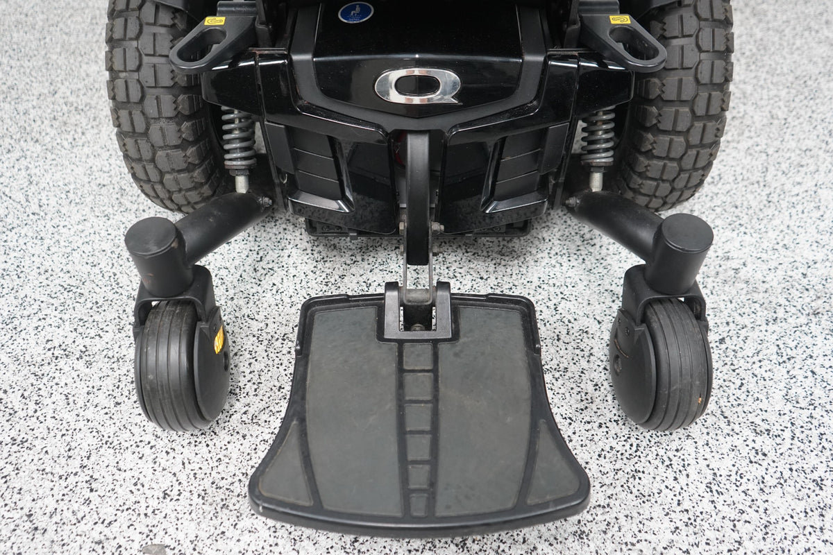 Quantum Q6 Edge HD Power Wheelchair w Large Knobby Tires - 8716