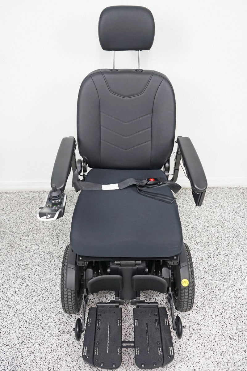 Quantum 4Front 2 Power Wheelchair - 6943